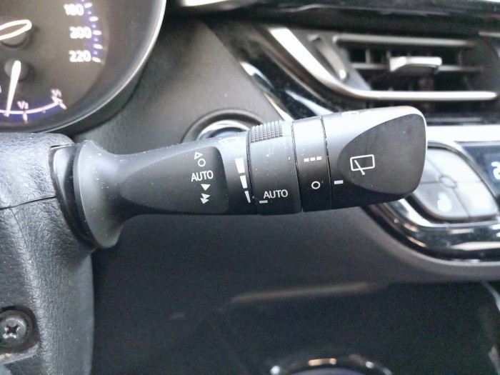 Toyota C-HR HYBRIDE 122h Collection