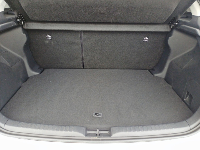 Toyota YARIS HYBRIDE Nouveau 116h Design