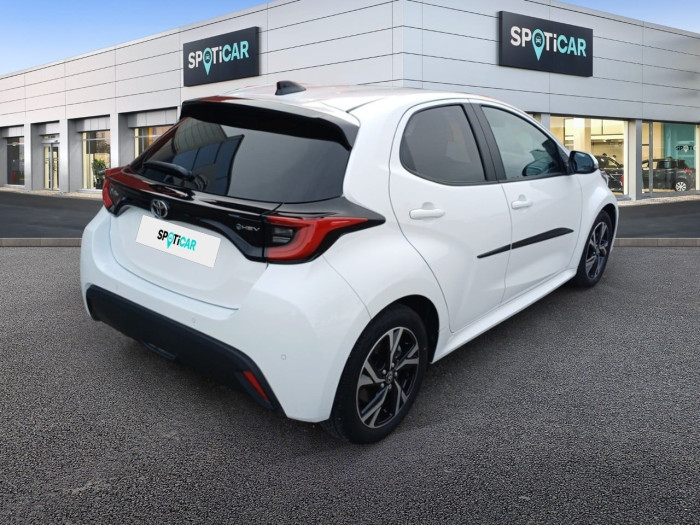 Toyota YARIS HYBRIDE Nouveau 116h Design