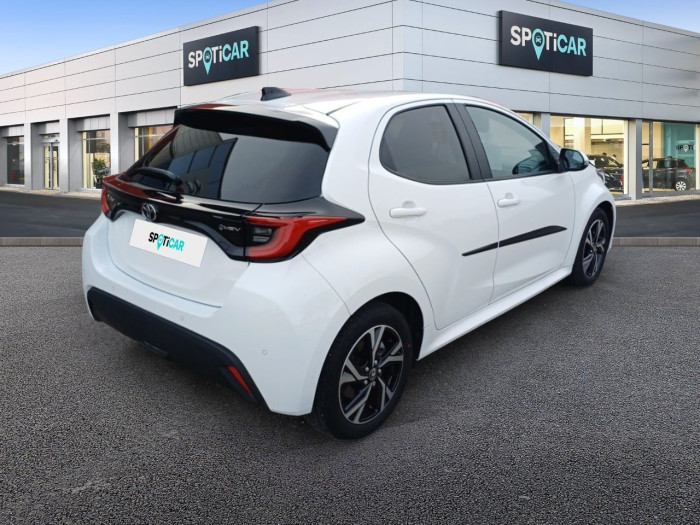 Toyota YARIS HYBRIDE Nouveau 116h Design