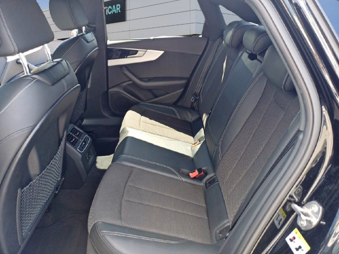 Audi A4 35 TDI 163 S tronic 7 S line