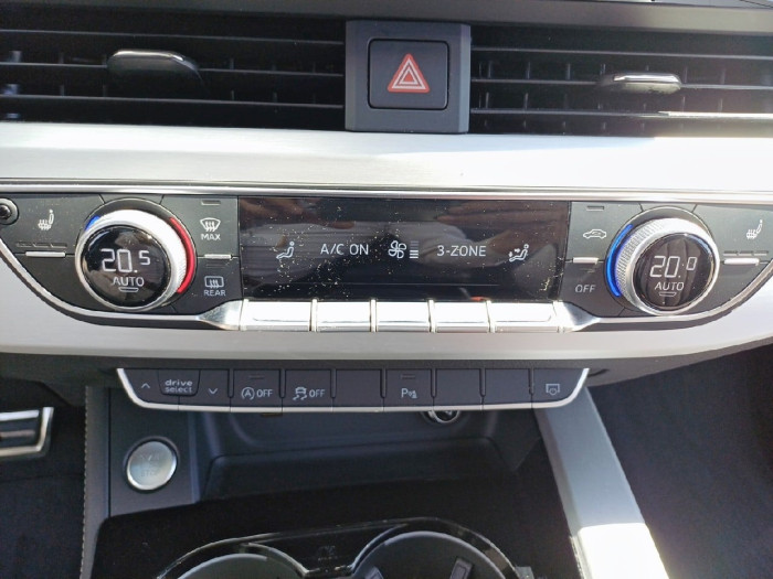 Audi A4 35 TDI 163 S tronic 7 S line