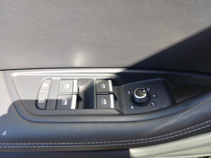 Audi A4 35 TDI 163 S tronic 7 S line