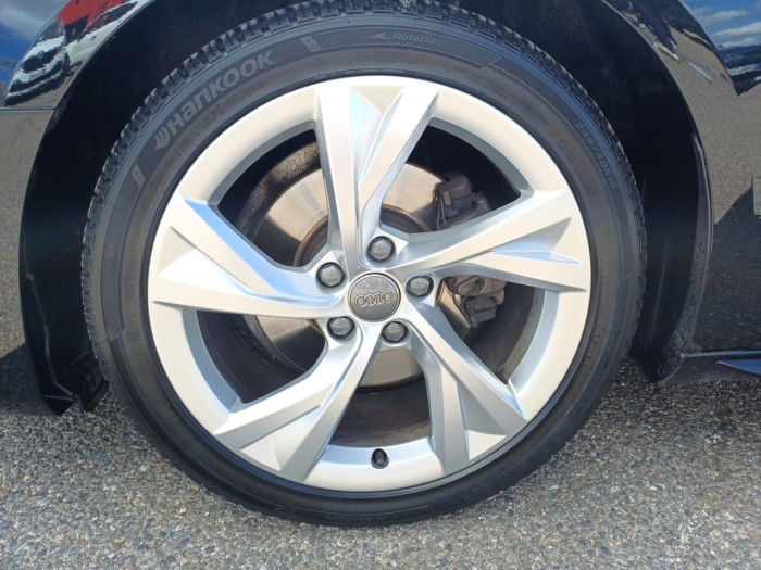Audi A4 35 TDI 163 S tronic 7 S line