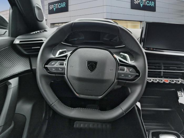 Peugeot 2008 Hybrid 136 e-DCS6 Style
