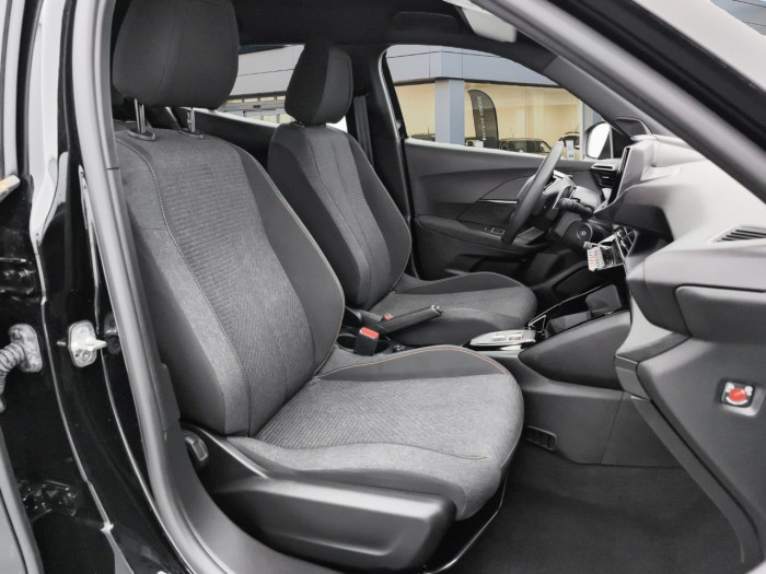 Peugeot 2008 Hybrid 136 e-DCS6 Style
