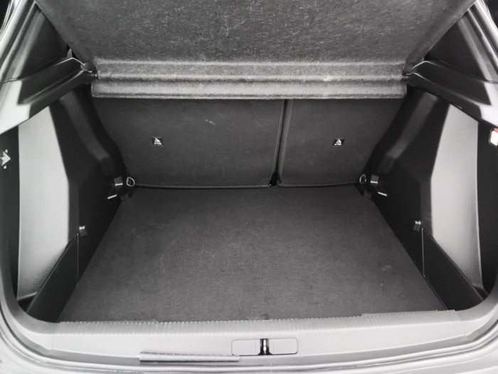 Peugeot 2008 Hybrid 136 e-DCS6 Style