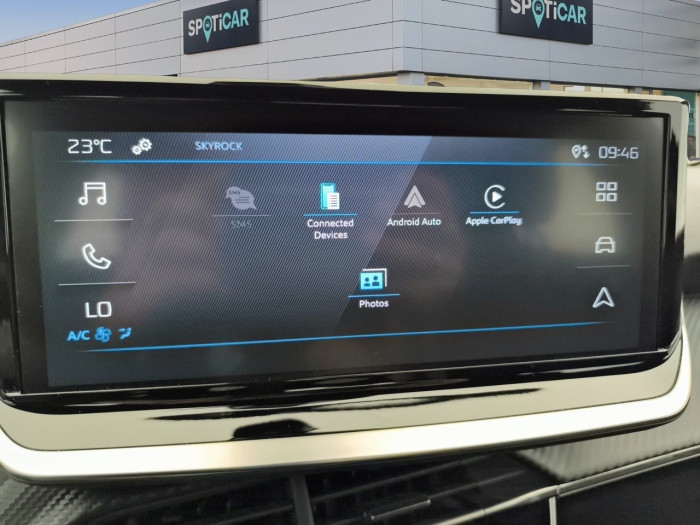 Peugeot 2008 Hybrid 136 e-DCS6 Style