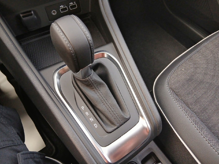 Renault CAPTUR mild hybrid 160 EDC Techno