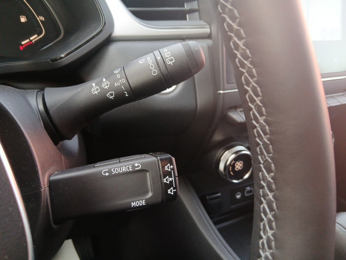 Renault CAPTUR mild hybrid 160 EDC Techno