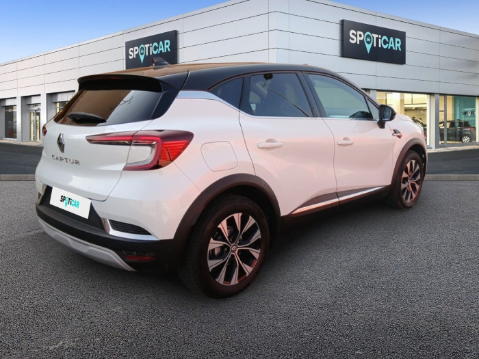 Renault CAPTUR mild hybrid 160 EDC Techno