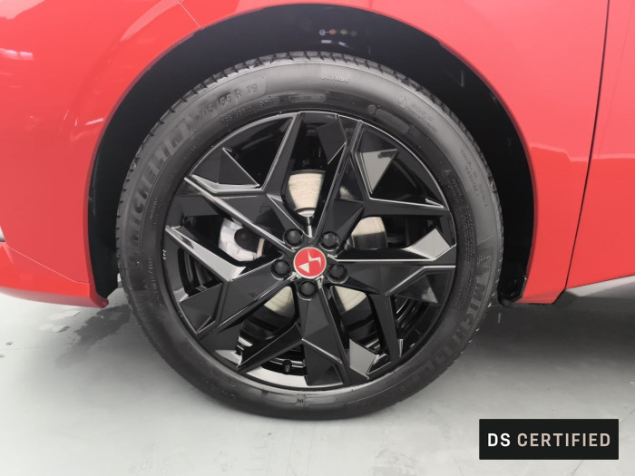 DS DS 4 PureTech 130 EAT8 Performance Line+