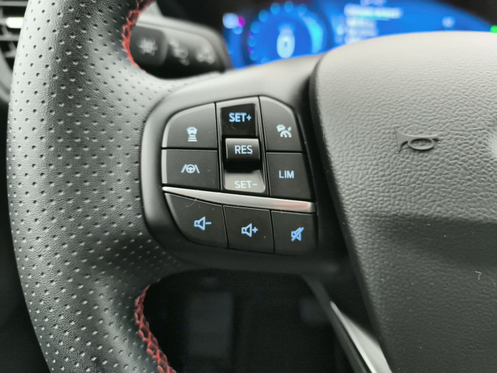 Ford Kuga 2.5 Duratec 190 ch FlexiFuel FHEV E85 Powershift Graphite Tech Edition