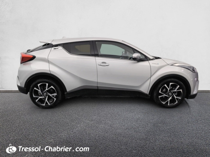 Toyota C-HR HYBRIDE RC18 122h Dynamic