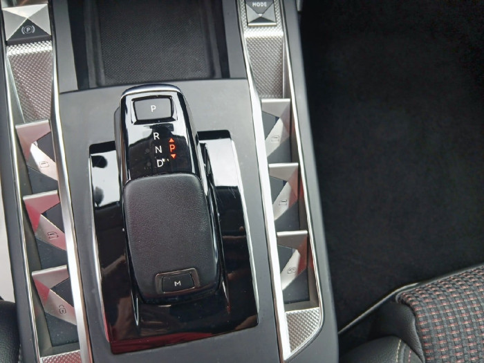 DS DS 3 PureTech 130 EAT8 Performance Line
