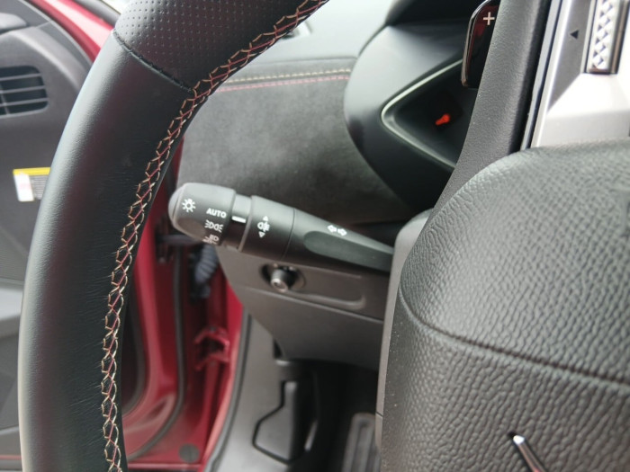 DS DS 3 PureTech 130 EAT8 Performance Line