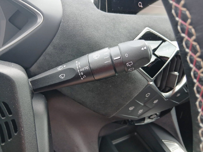DS DS 3 PureTech 130 EAT8 Performance Line
