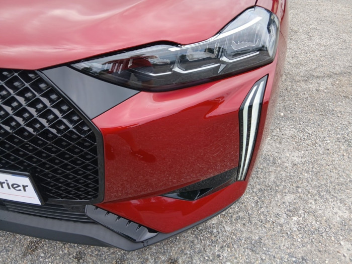 DS DS 3 PureTech 130 EAT8 Performance Line