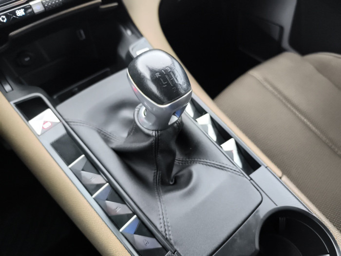 DS DS7 CROSSBACK PureTech 130 BVM6 So Chic