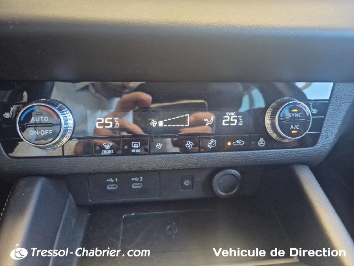 Mitsubishi Outlander Nouveau 2.4 MIVEC PHEV 306 4WD Invite+