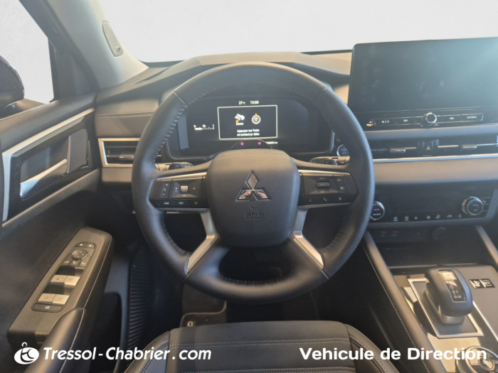 Mitsubishi Outlander Nouveau 2.4 MIVEC PHEV 306 4WD Invite+