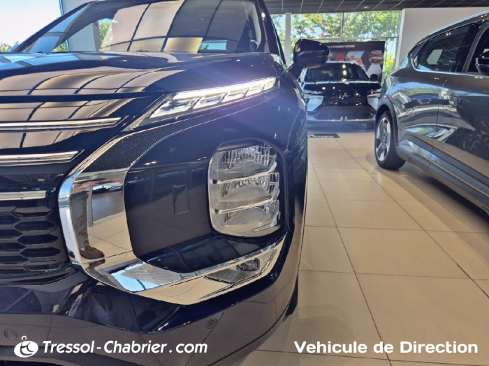 Mitsubishi Outlander Nouveau 2.4 MIVEC PHEV 306 4WD Invite+