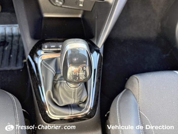 Opel CORSA Nouvelle 1.2 Turbo 100 ch BVM6 Colour Edition