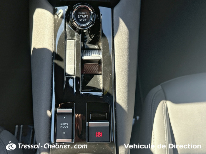 Alfa Romeo JUNIOR 1.2 Ibrida 145 ch e-DCT6 Premium