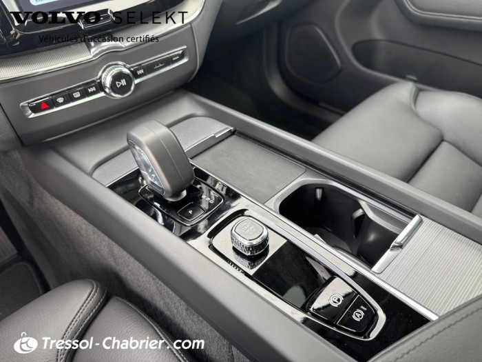 Volvo XC60 T6 AWD Hybride rechargeable 253 ch+145 ch Geartronic 8 Ultra Style Dark