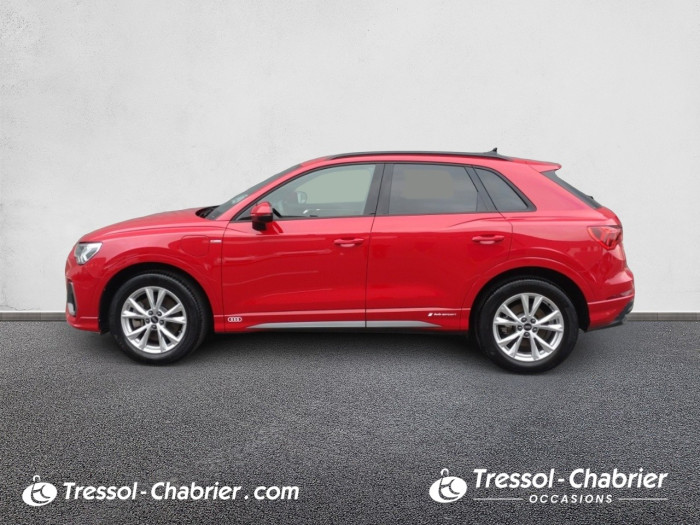 Audi Q3 45 TFSIe 245 ch S tronic 6 S line