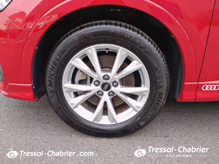 Audi Q3 45 TFSIe 245 ch S tronic 6 S line
