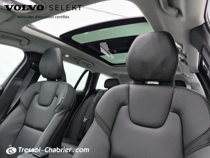 Volvo V60 Nouveau Micro hybride essence B4 197 ch DCT7 Ultra Style Dark