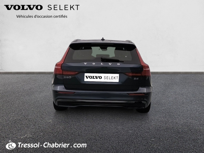 Volvo V60 Nouveau Micro hybride essence B4 197 ch DCT7 Ultra Style Dark