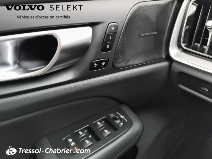 Volvo V60 Nouveau Micro hybride essence B4 197 ch DCT7 Ultra Style Dark