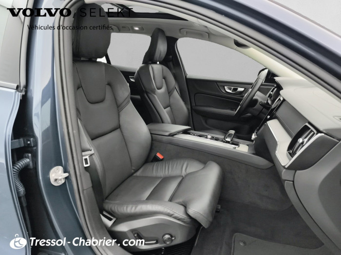 Volvo V60 Nouveau Micro hybride essence B4 197 ch DCT7 Ultra Style Dark