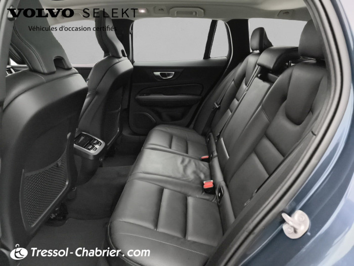 Volvo V60 Nouveau Micro hybride essence B4 197 ch DCT7 Ultra Style Dark