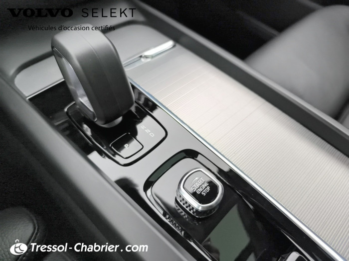 Volvo V60 Nouveau Micro hybride essence B4 197 ch DCT7 Ultra Style Dark
