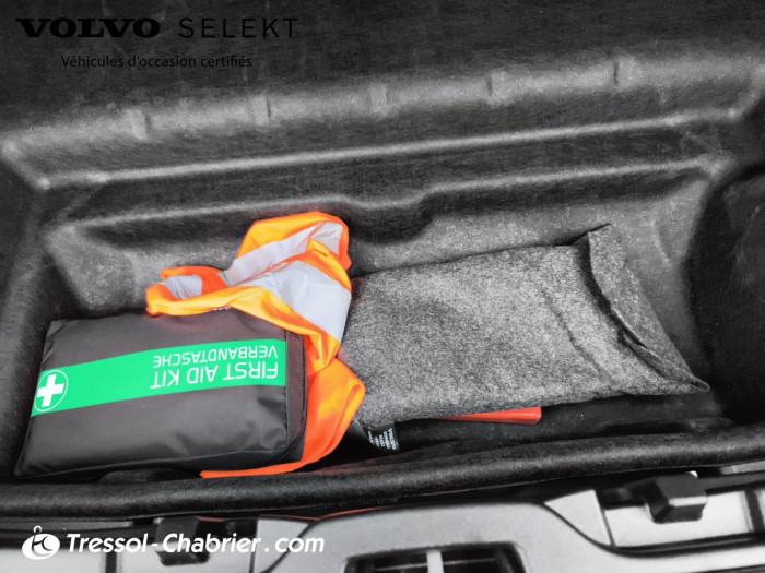 Volvo EX40 Single Extended Range 252 ch 1EDT Plus