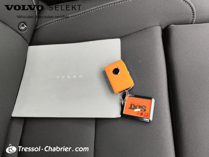 Volvo EX40 Single Extended Range 252 ch 1EDT Plus