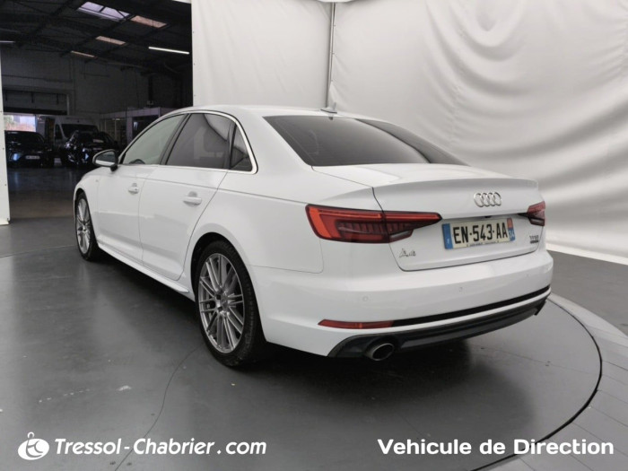 Audi A4 2.0 TFSI 252 S tronic 7 Quattro S line