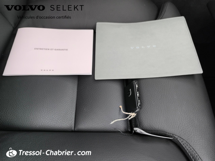 Volvo XC60 T6 AWD Hybride rechargeable 253 ch+145 ch Geartronic 8 Plus Style Dark