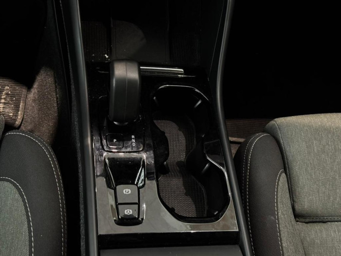 Volvo XC40 Nouveau B3 163 ch DCT7 Essential