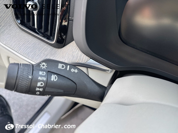 Volvo XC60 BUSINESS T6 Recharge AWD 253 ch + 87 ch Geartronic 8 Business Executive