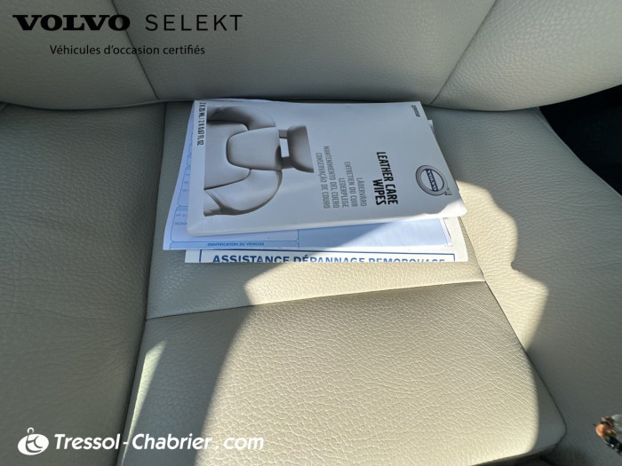 Volvo XC60 BUSINESS T6 Recharge AWD 253 ch + 87 ch Geartronic 8 Business Executive