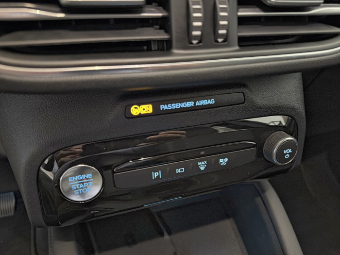 Ford Kuga 2.5 Duratec 180ch Hybrid FlexiFuel Titanium Business Powershift