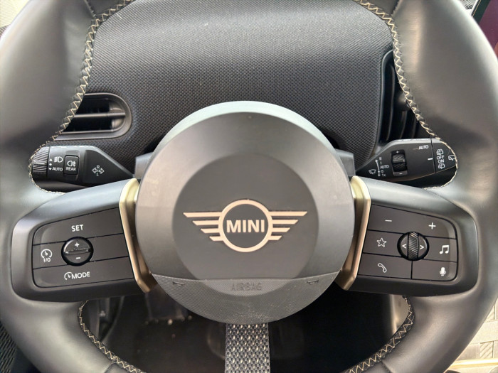 MINI Cooper 3 Portes C 156ch Classic DKG7