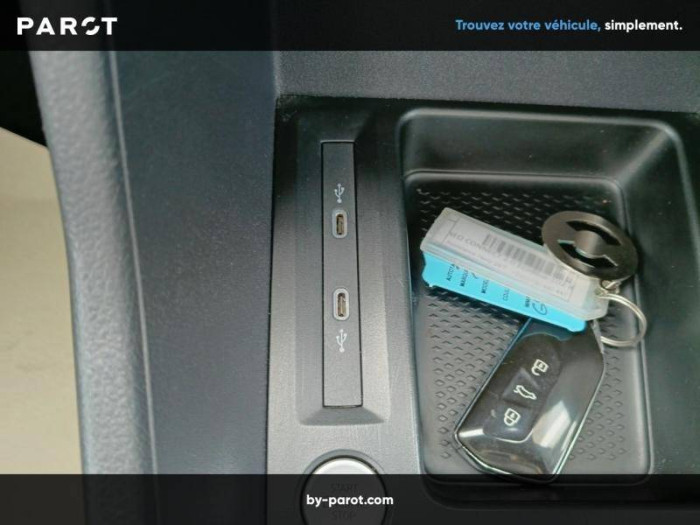 Ford GRAND TOURNEO CONNECT 2.0 EcoBlue 102 BVM6 Titanium