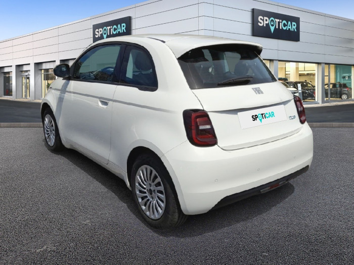 Fiat 500e BERLINE MY22 SERIE 1 STEP 2 500 e 95 ch Action
