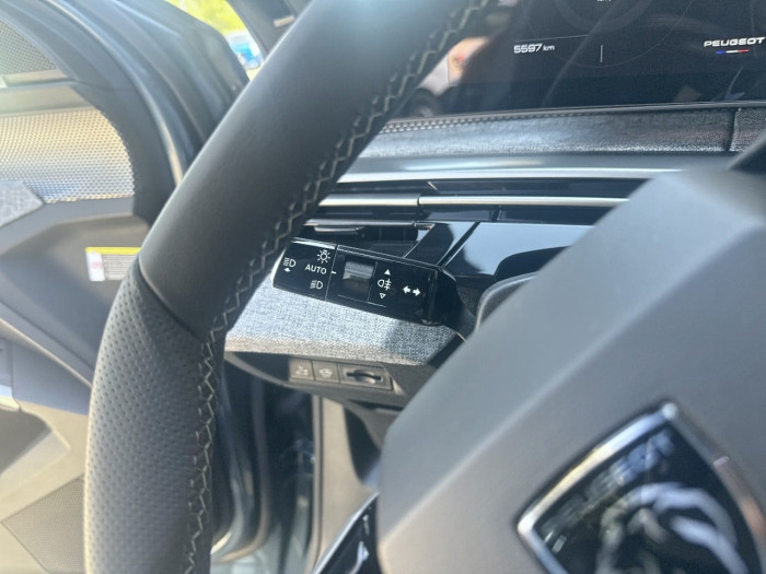 Peugeot 3008 Nouveau Hybrid 145 e-DCS6 GT