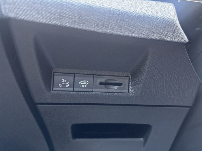 Peugeot 3008 Nouveau Hybrid 145 e-DCS6 GT